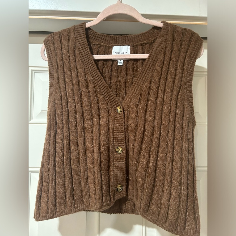 Like New Pink Rose Button Down Sweater Vest in Chestnut Brown